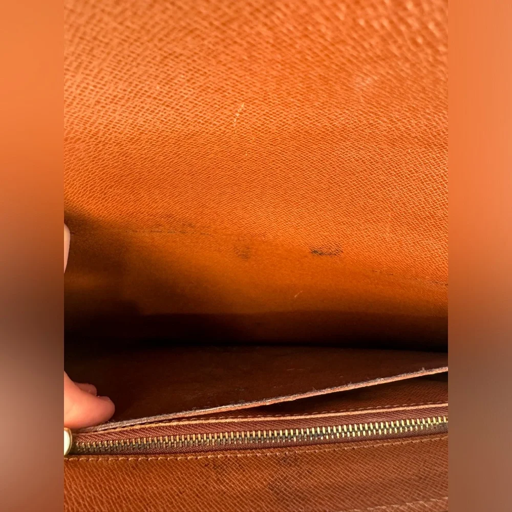 Louis Vuitton Monogram Briefcase with crossbody strap (and keys)